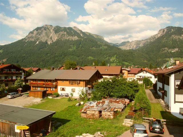 Ferienwohnungen Zint-Spiegl - Bergbahnticket Von Mai Bis November Inklusive! Oberstdorf Bagian luar foto